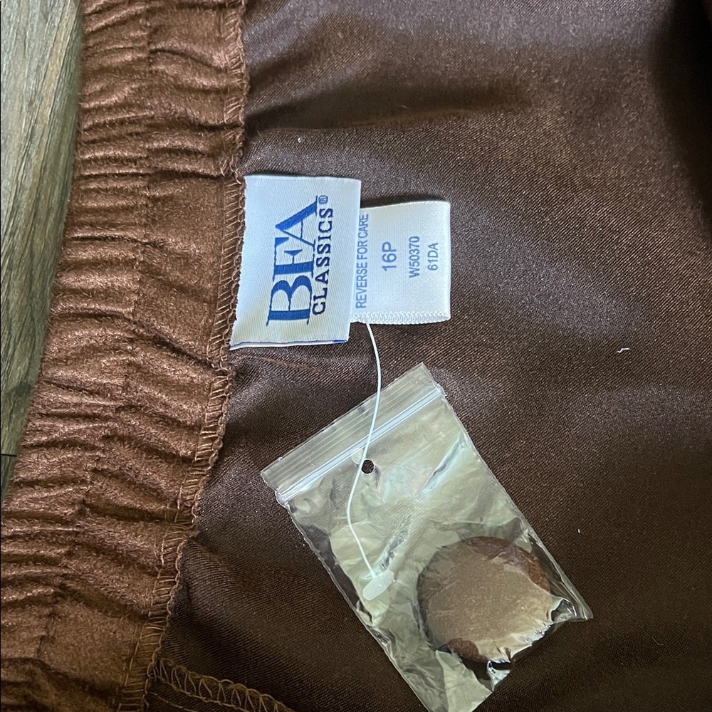 NWT BFA classics Chic Brown Faux Suede A-Line Skirt and blazer 16P - Picture 7 of 13